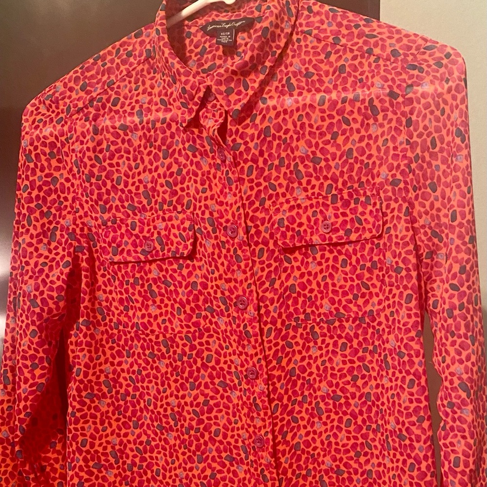 AE Outfitters Button Up Shirt Women XS Petite Pink Long Sleeve Lightweight Bold